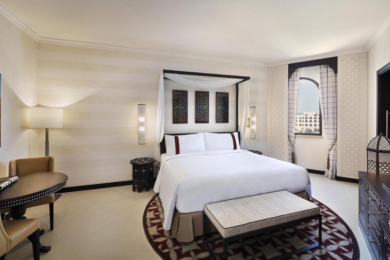 Al Manara, A Luxury Collection Hotel, Aqaba Extérieur photo A bedroom at the hotel
